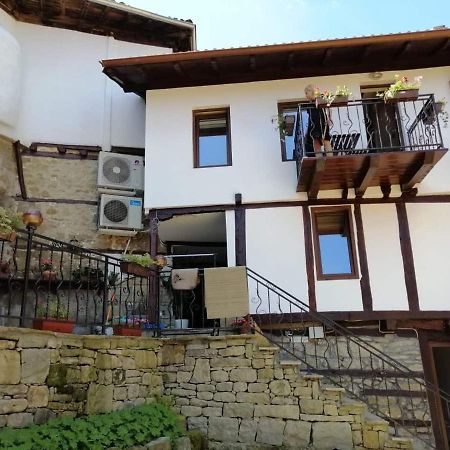 Стаи За Гости Елеганс Elena Exterior foto